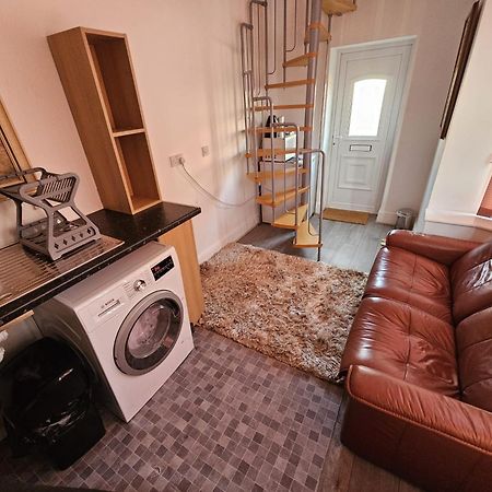 Available Rooms At Buckingham Road Донкастер Екстер'єр фото