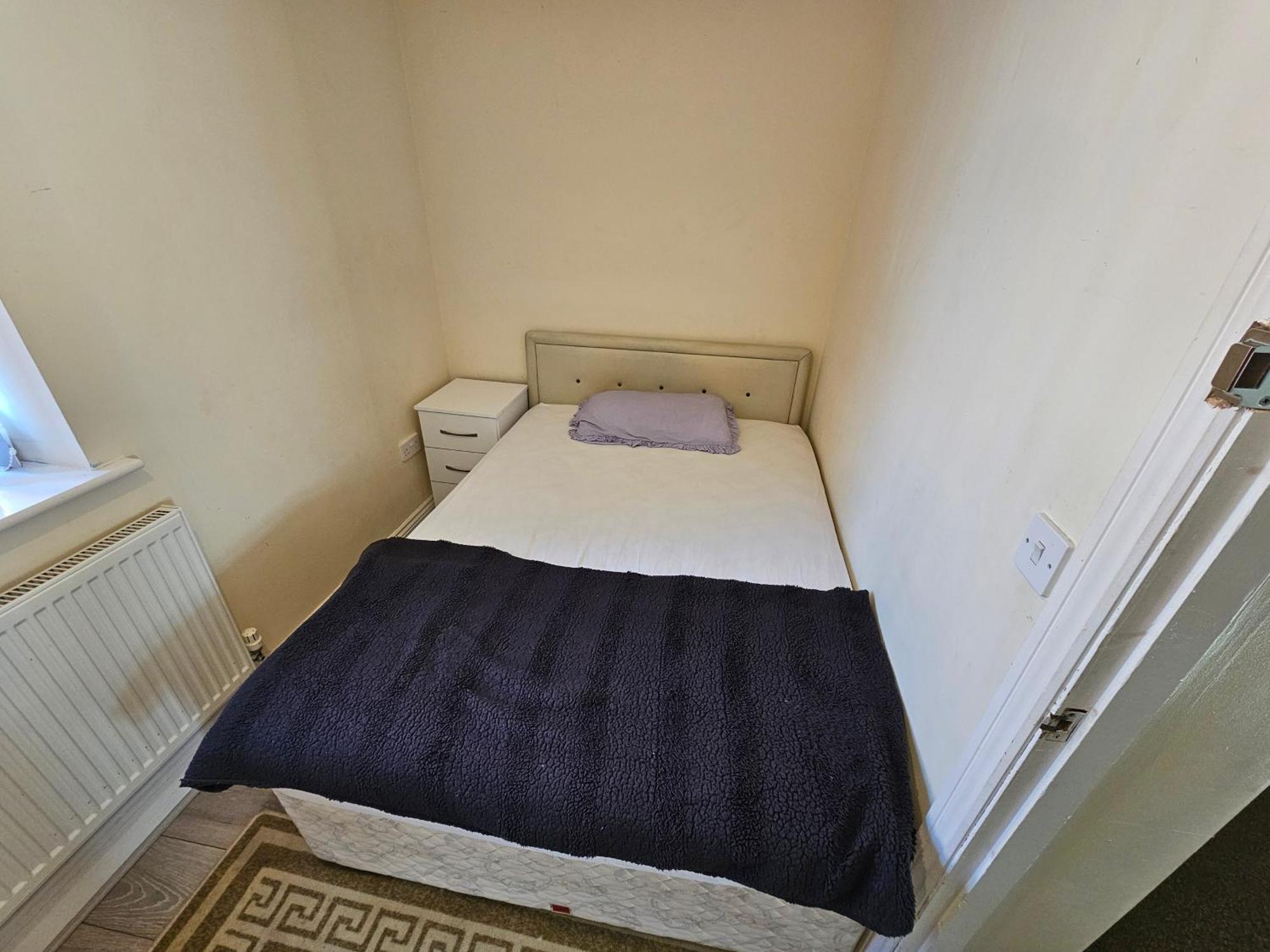 Available Rooms At Buckingham Road Донкастер Екстер'єр фото