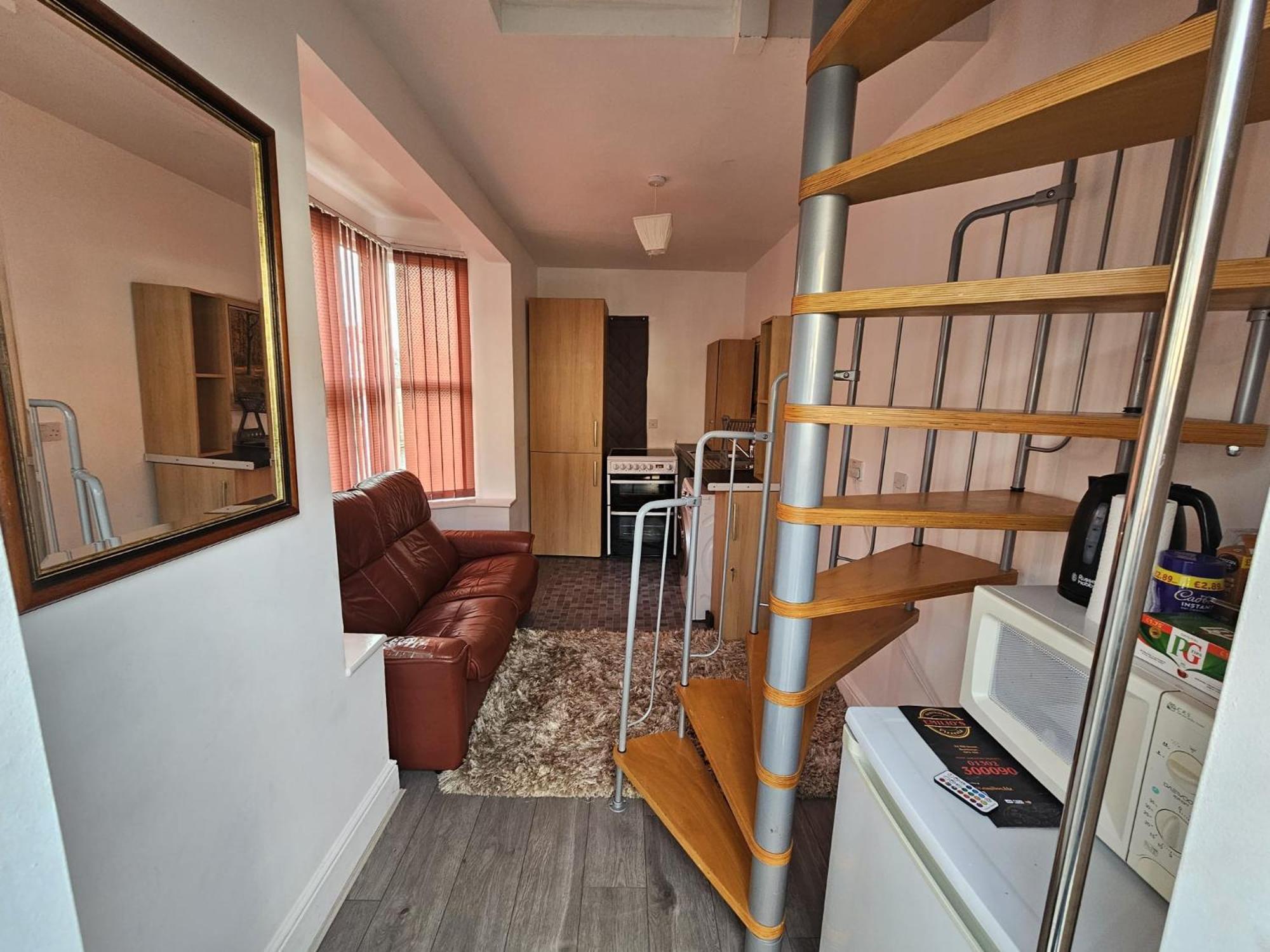 Available Rooms At Buckingham Road Донкастер Екстер'єр фото